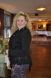 Eventmoderatorin LENA & DJ oder Liveband